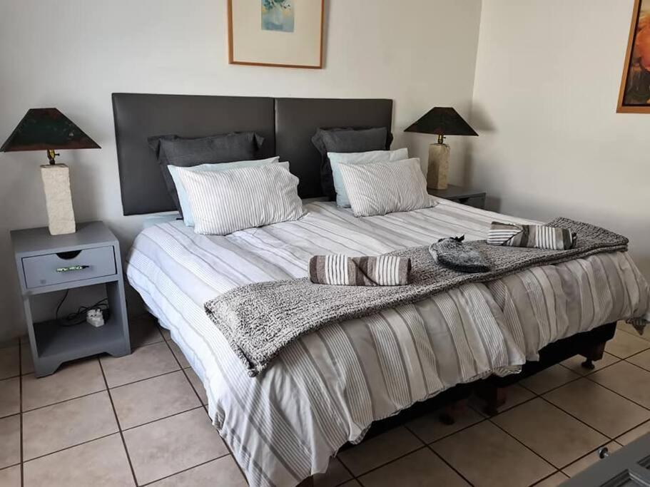 Agulhas Heights Self-Catering Cottages Exterior photo