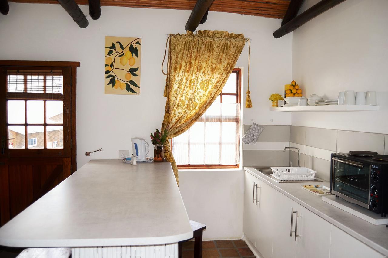 Agulhas Heights Self-Catering Cottages Exterior photo